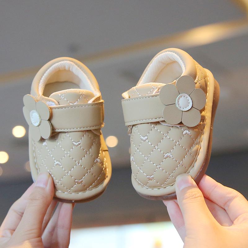 Infant Soft Sole Princess Squeaky Walking Shoes - Spring & Autumn Velcro Baby Girls' Shoes