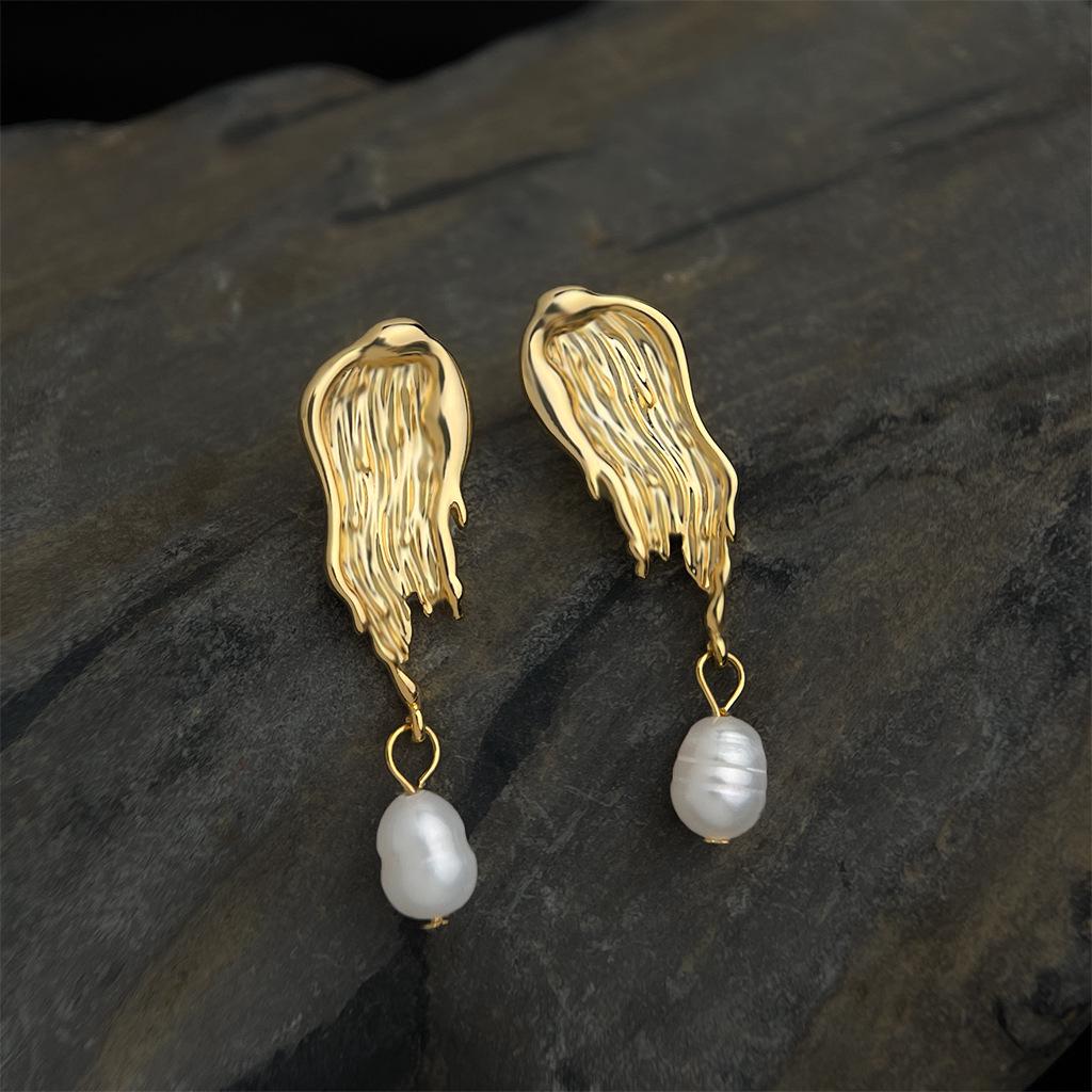 18k Vergoldete Süßwasserperlen-Ohrringe mit Ölfarben-Textur - Leichter Luxus-Stil
