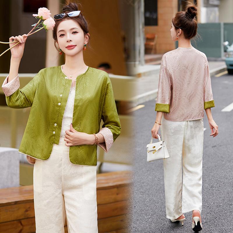 

2025 Весна/Лето Двусторонняя жаккардовая куртка с цветными блоками и застежкой на лягушку M 45-55 kg розовый