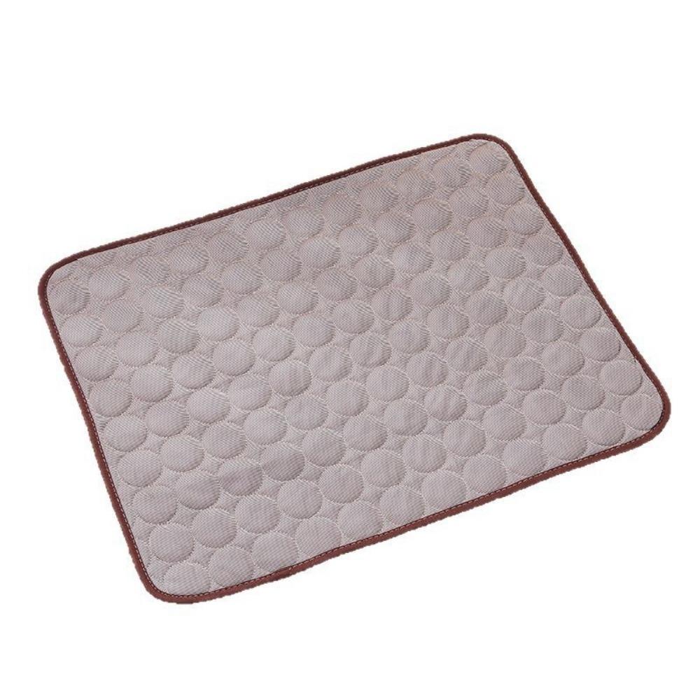 

Bite Resistant Dog Cooling Ice Pad Non-Slip Pet Sleeping Pad Practical Pet Ice Pad Offices S коричневый