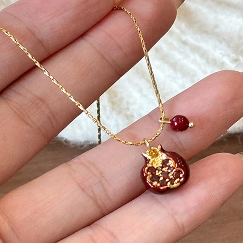 High Quality Alloy Necklace Adornment Featuring Pomegranate Gemstones