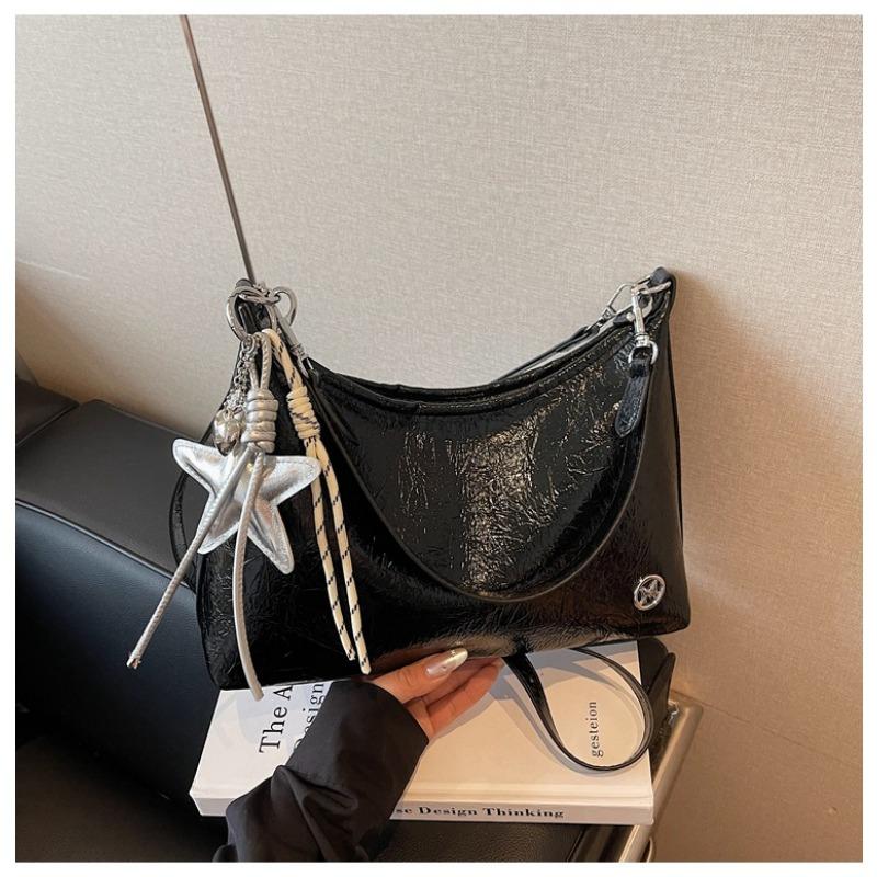 

Сумка большой вместимости женская летняя универсальная новая сумка-мессенджер текстурная на одно плечо подмышку для通勤 (комьютинга) сумка-пельмень чёрный