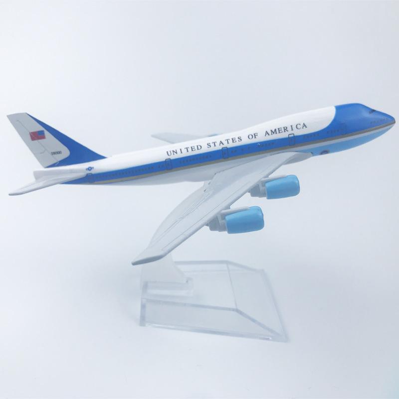 Alloy Aircraft United States Air Force One B747 Airlines Plane Models With Landing Gear Kids Gifts Collection Aircraft Toy