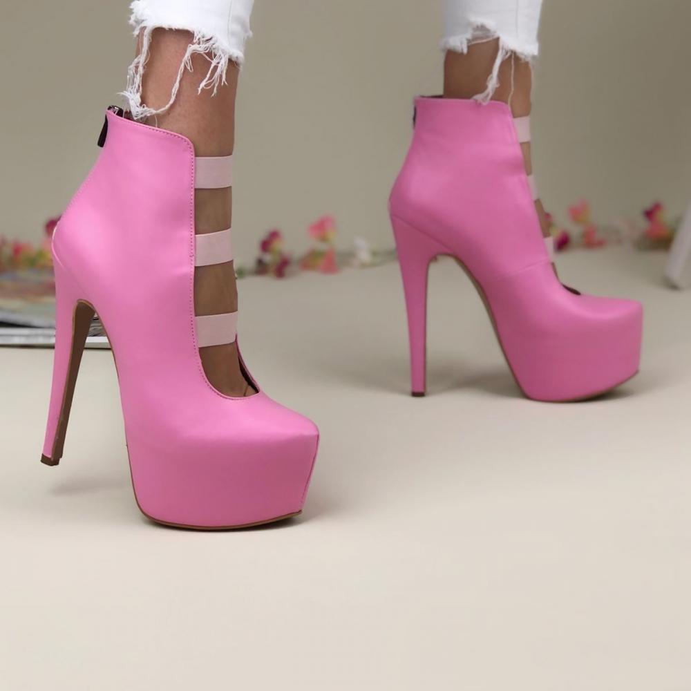 

Женские розовые кожаные туфли на каблуке