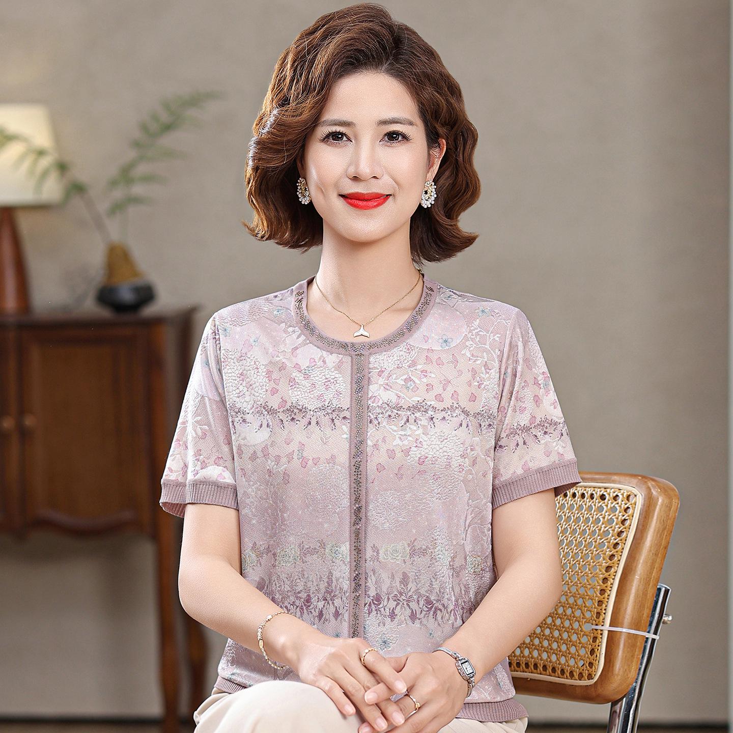 

Elegant Round Neck Ice Silk Knit Top for Middle-Aged and Elderly Women - Short Sleeve, Loose Fit, Summer Style. XL (recommended 100-110 jin) фіолетовий