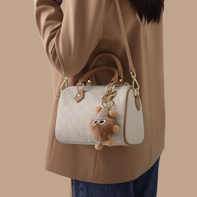 2025 Autumn Winter New Women's Leather Handbag Pillow Bag Fashion Versatile Light Luxury Niche Single Shoulder Crossbody Bag
