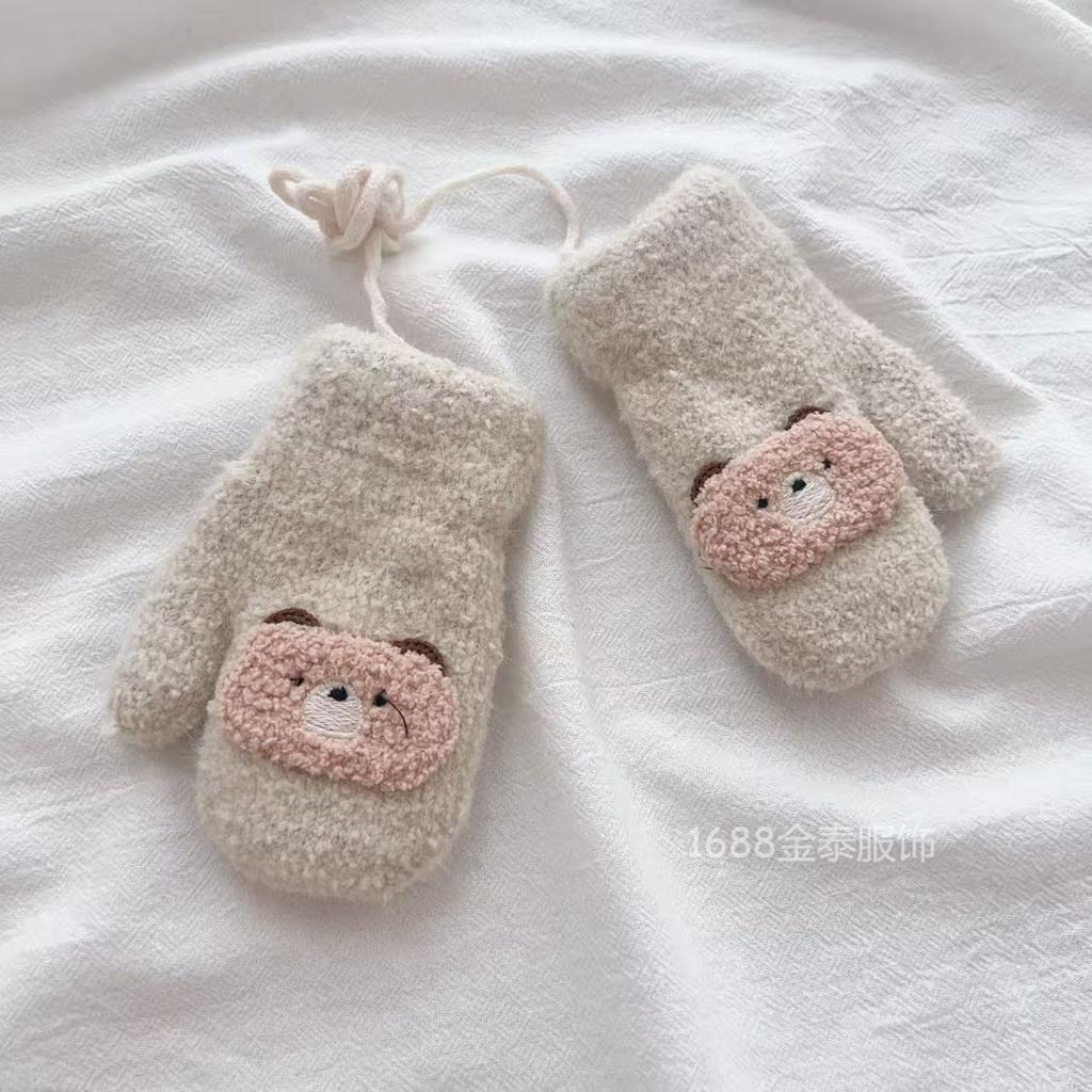 2-6 years old, Korean blogger, children's baby gloves, winter velvet warm bunny bear children's neck bag finger batch