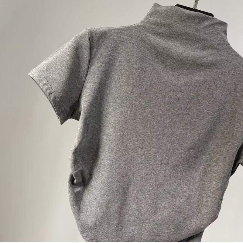 T-shirt sexy con design a cinturino scoperto sulla schiena, a maniche corte, da donna, estiva sottile europea e americana, a collo mezzo alto, top con ombelico scoperto