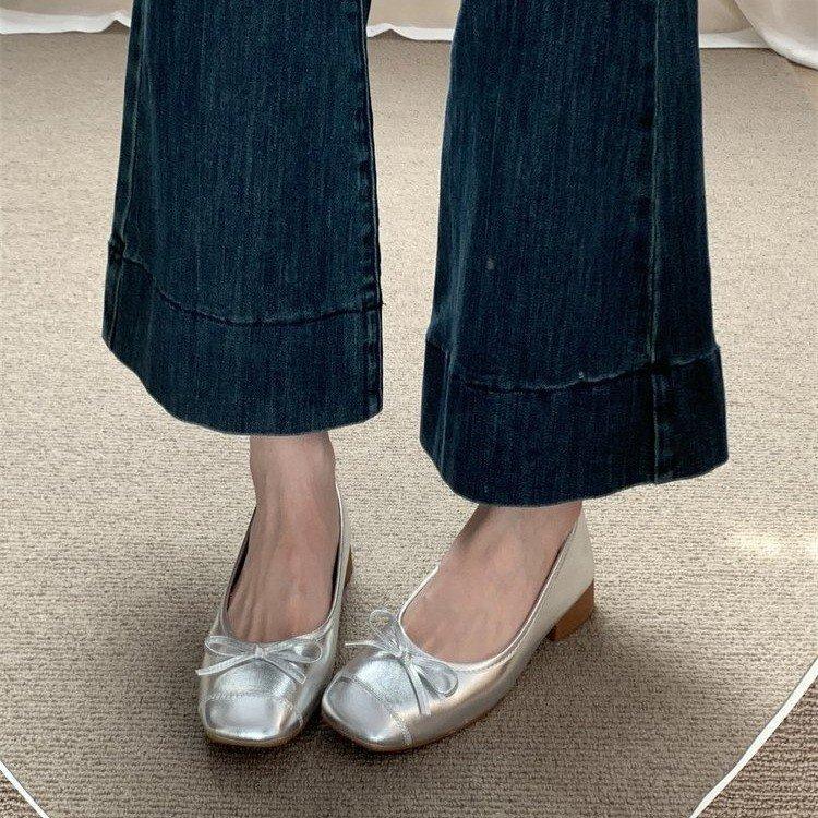 

Thick heel with skirt temperament single shoes women s shoes spring and autumn 2025 new blue bow light mouth French ladyshoes 40 серебряный
