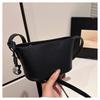 Ny messenger-veske fasjonabel skulderveske bøtteveske populær temperament kvinneveske personlig allsidig sommermodeller
