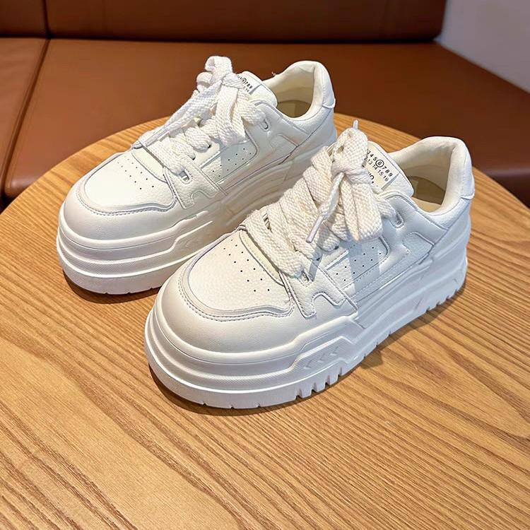 Soft leather platform white shoes children's 2025 spring and summer new high-value versatile heightening board shoes casual sports shoes