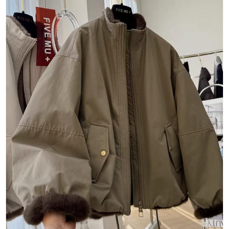 New sense stand-up collar short tooling jacket women's winter hairy liner imitation fur pie overcome jacket