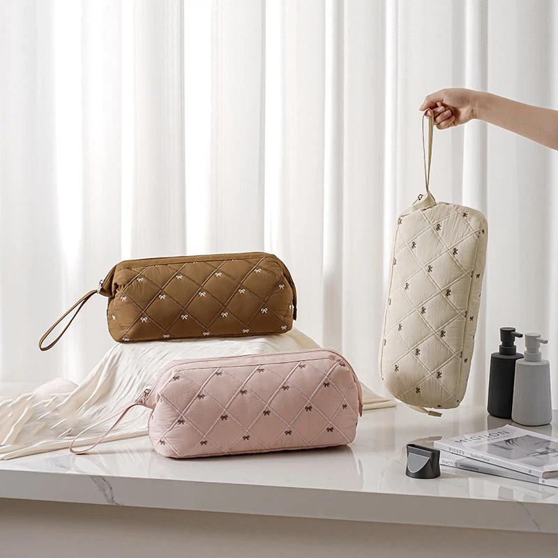 1Pc Women Hair Dryer Storage Bag For Travel Cute Bow Embroidery Quilted Hair Tools Waterproof Zipper Cosmetic Bags