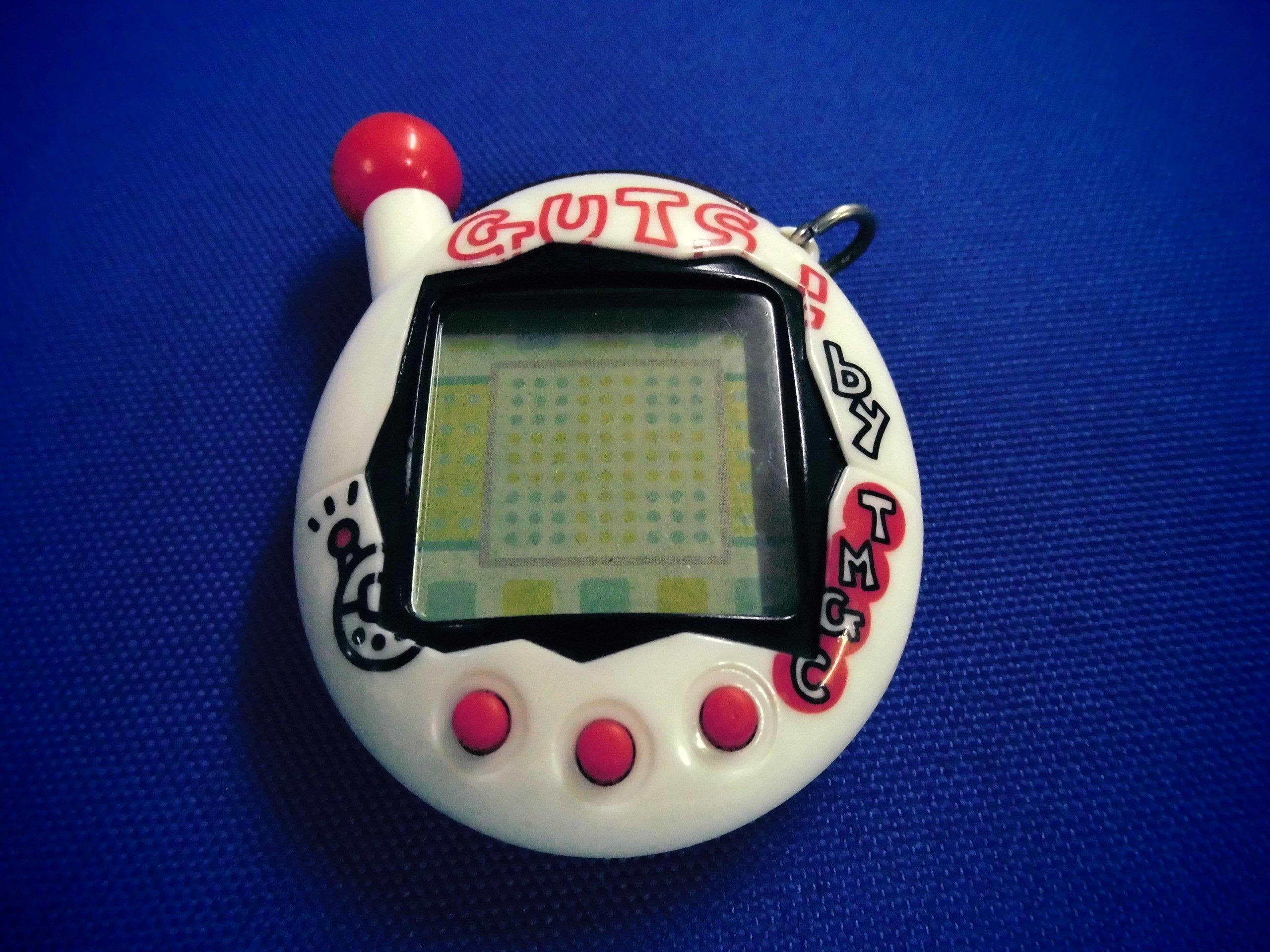 

Super Tamagotchi Plus Guts White весело! білий