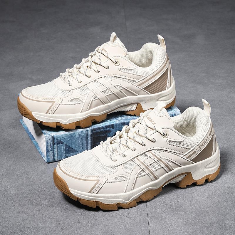 Fashion New Spring Autumn Couple Shoes Fashion Outdoors Sneakers Mesh Breathable Mens Casual Shoes Non Slip Mens Sneakers Plus Size