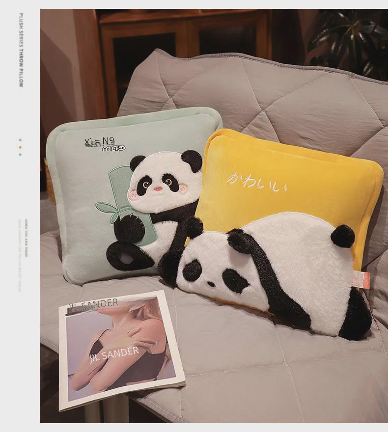 Polštářek/přikrývka 2 v 1 s kreslenou pandou: Kancelář, Auto a Domov