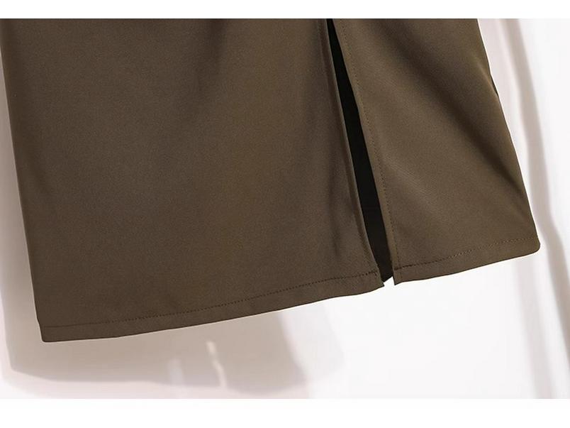 Women’s High-Waisted Black Midi Skirt with Slit – Elegant Draping for Spring and Autumn 2024.