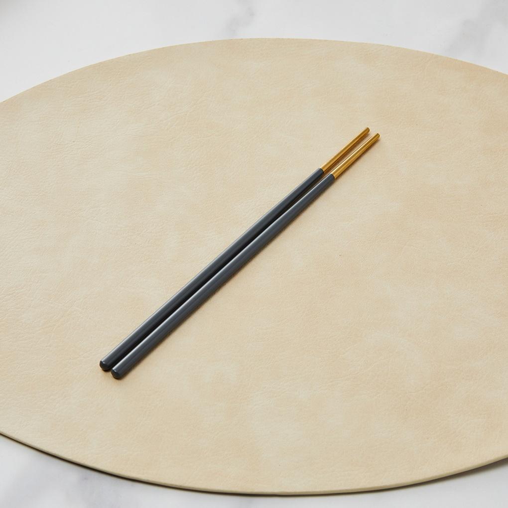 Roy Chopsticks_Gold Gray