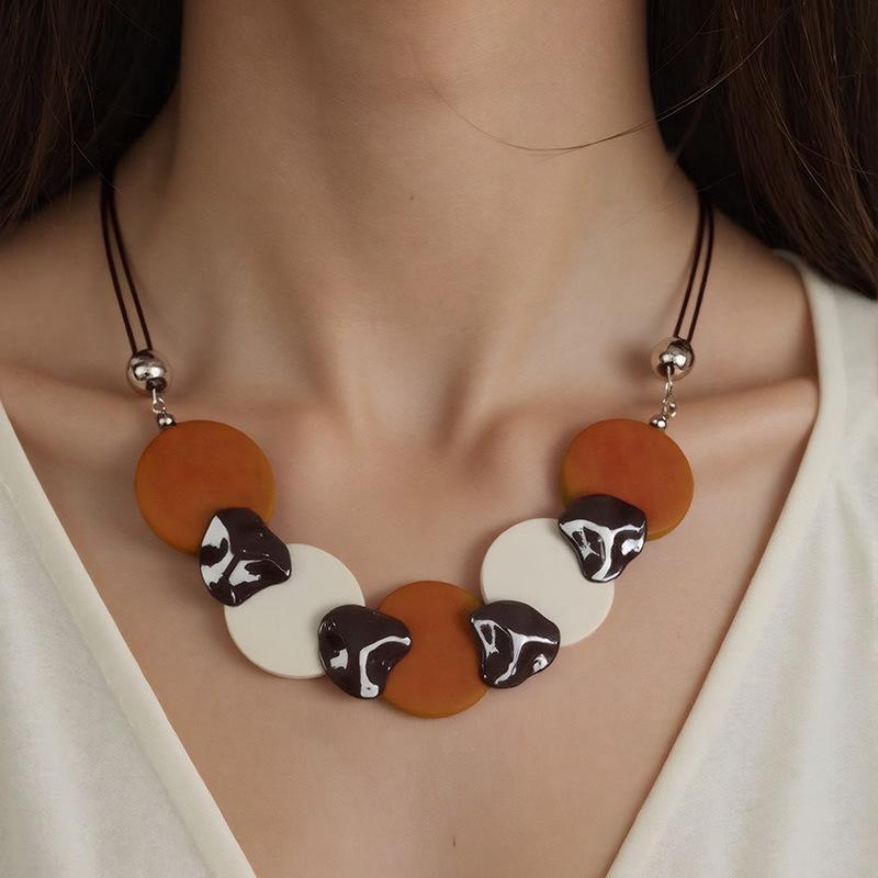 

Модное ожерелье для женских украшений оранжевый