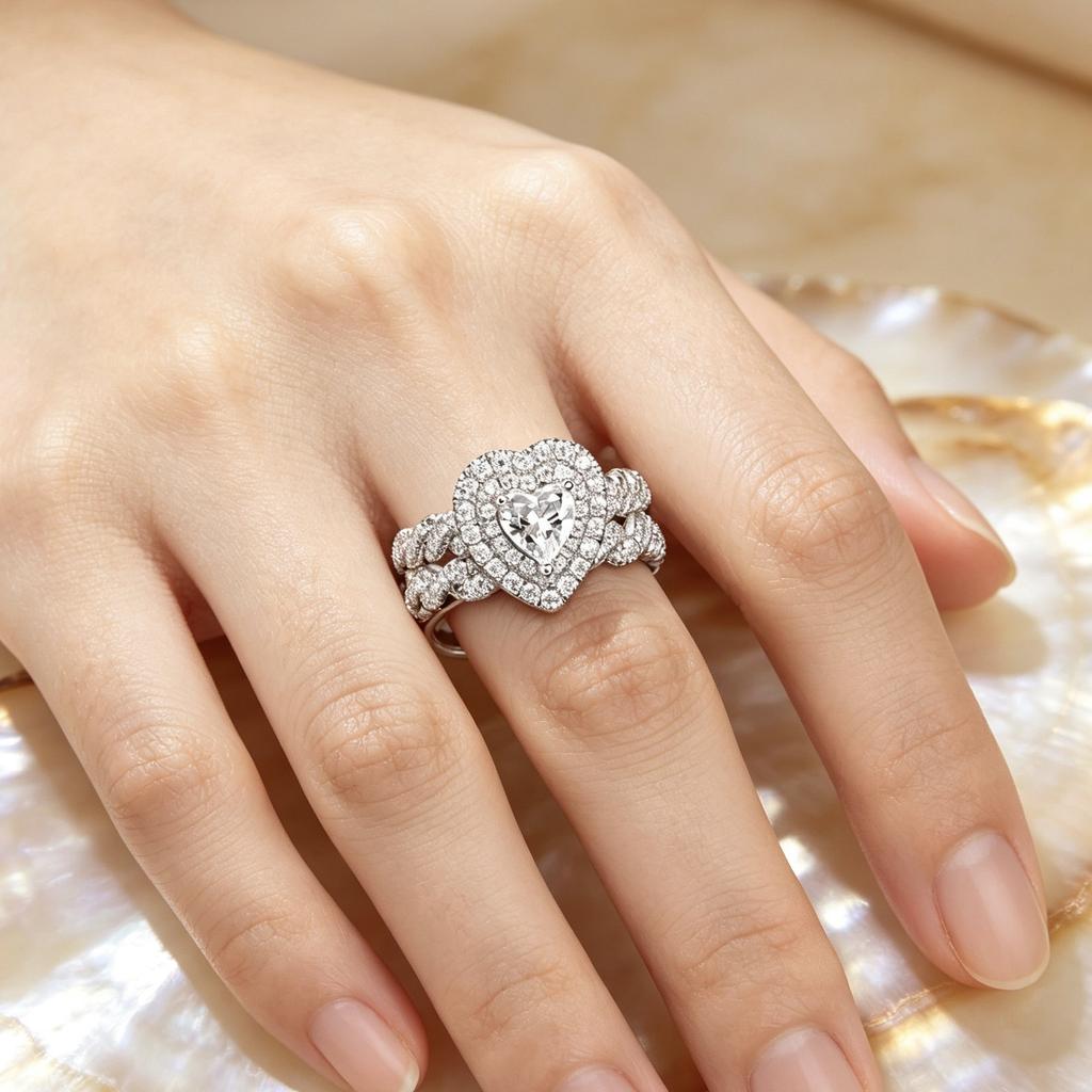 Silver Heart Designed Exquisite Rings for Women Shiny Zirconia Finger Engagement High Quality Hot Sale Jewelry