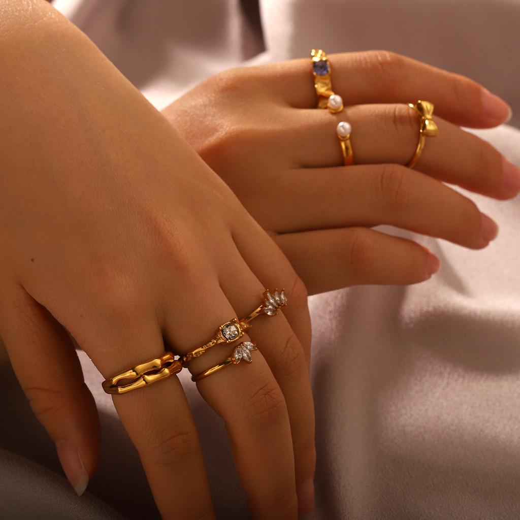 Ins Style Western 18K Gold Bowknot Pearl Stainless Steel Open Ring Women's Fashion Hammered Titanium Steel Zircon Ring