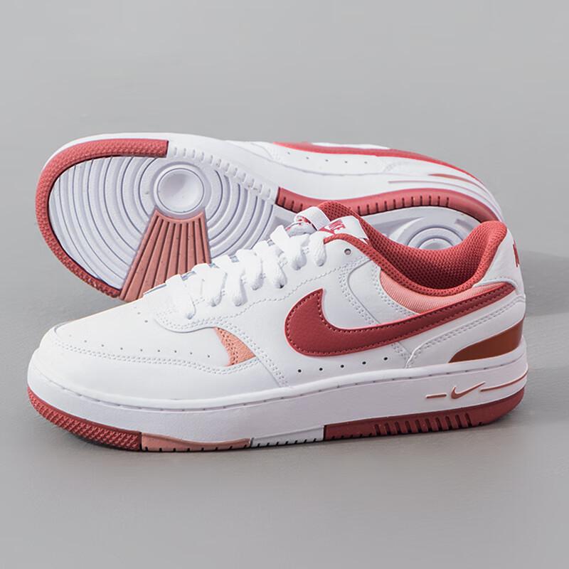 NIKE Women's Gamma Force Low-Top Skate Shoes