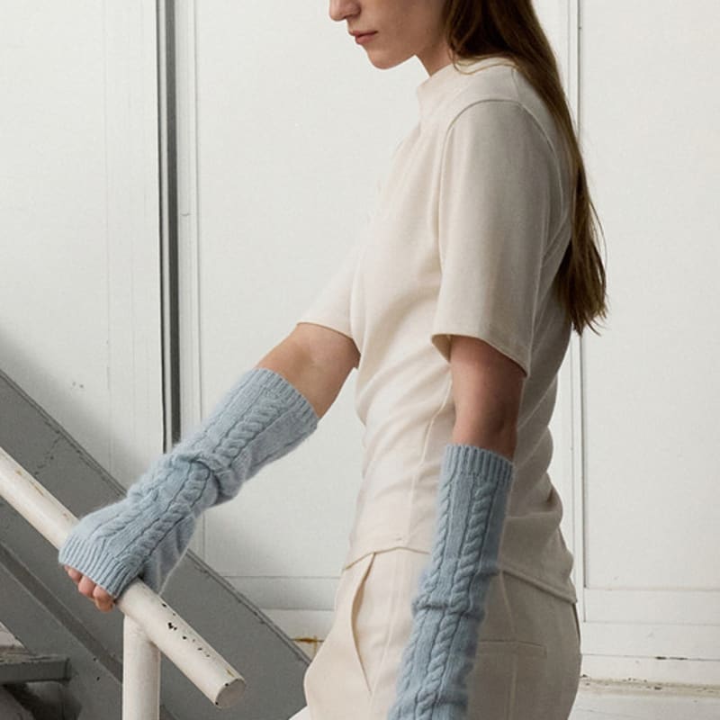 Ouie Wool Blend Cable Long Warmer Baby Blue OU1434