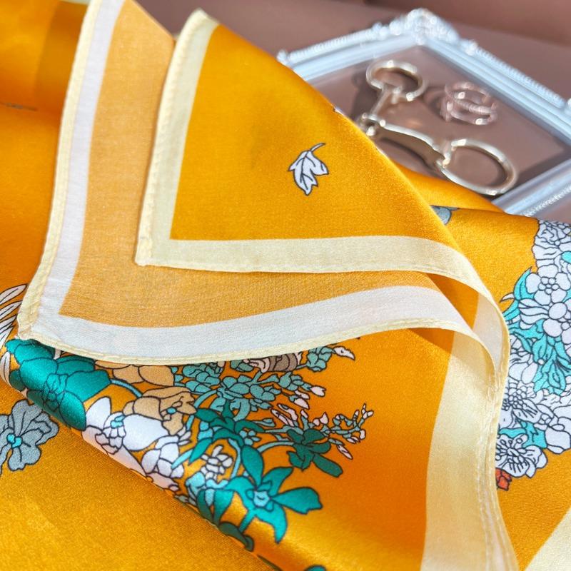 New Flower Pony Printing Plain Crepe Satin Silk Silk Scarf Women's Spring Light Luxury Premium Mulberry Silk Square Scarf