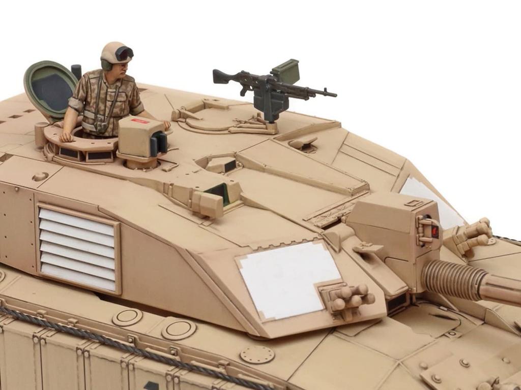 Tamiya Military Miniature Series 101 British Main Battle Tank Challenger II Iraq War Version Plastic Model Kit 32601 Molded Color 1/48 No.