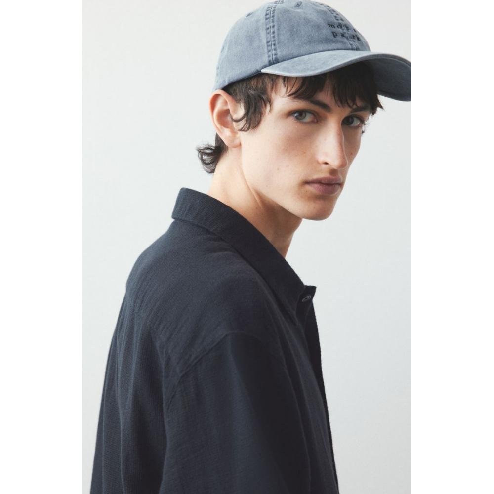 H M Textured sHirt Regular Fit Black