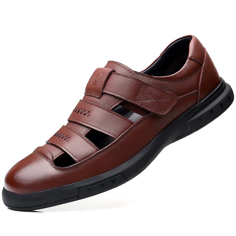 Summer new men's sandals hollow breathable beach shoes leather shoes casual leather hole shoes