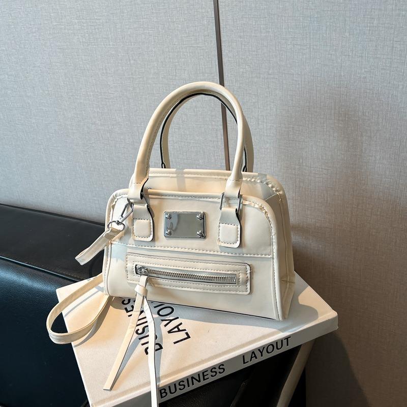 

Niche black pillow bag women s new high-end retro commuter portable small square bag