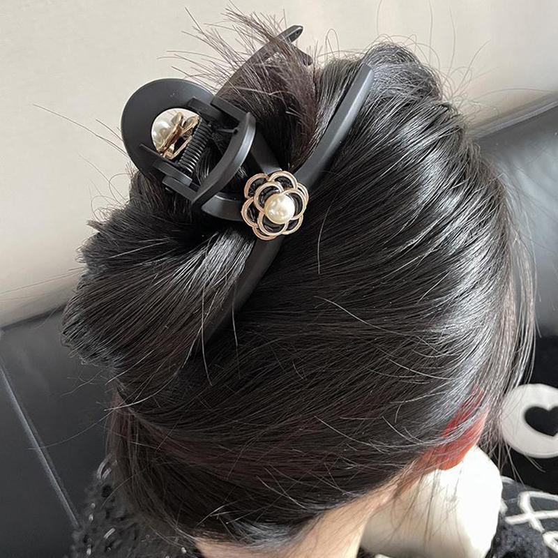 13CM Black Matte Camellia Grab Clip Large Elegant French Hair Clip The Back of The Head Coil Hair Premium Shark Clip Hair Clip