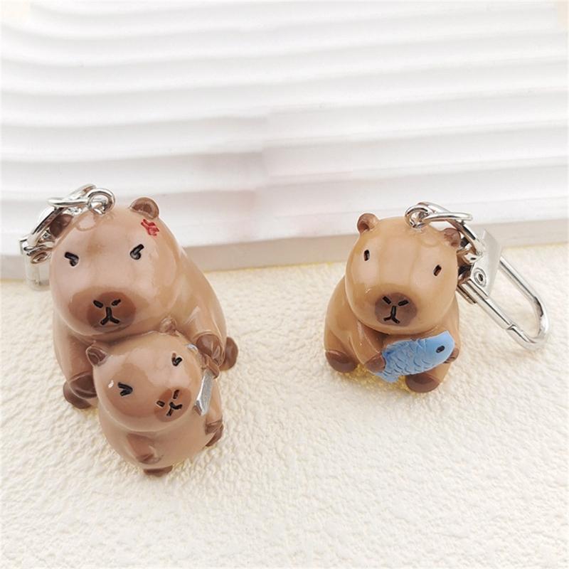Lovely Capybara Keychain Adorable Cartoon Designed Key Holder Hanging Ornament for Bag Charm or Car Decoration