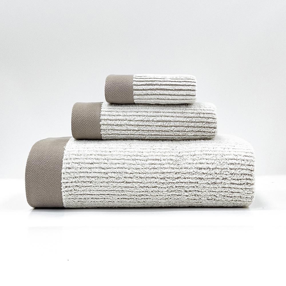 

Комплект полотенец из ультрамягкого чистого хлопка типа А: Включает банные, квадратные и лицевые полотенца — впитывающие и популярные. 1 towel, 1 bath towel, 1 square towel коричневый