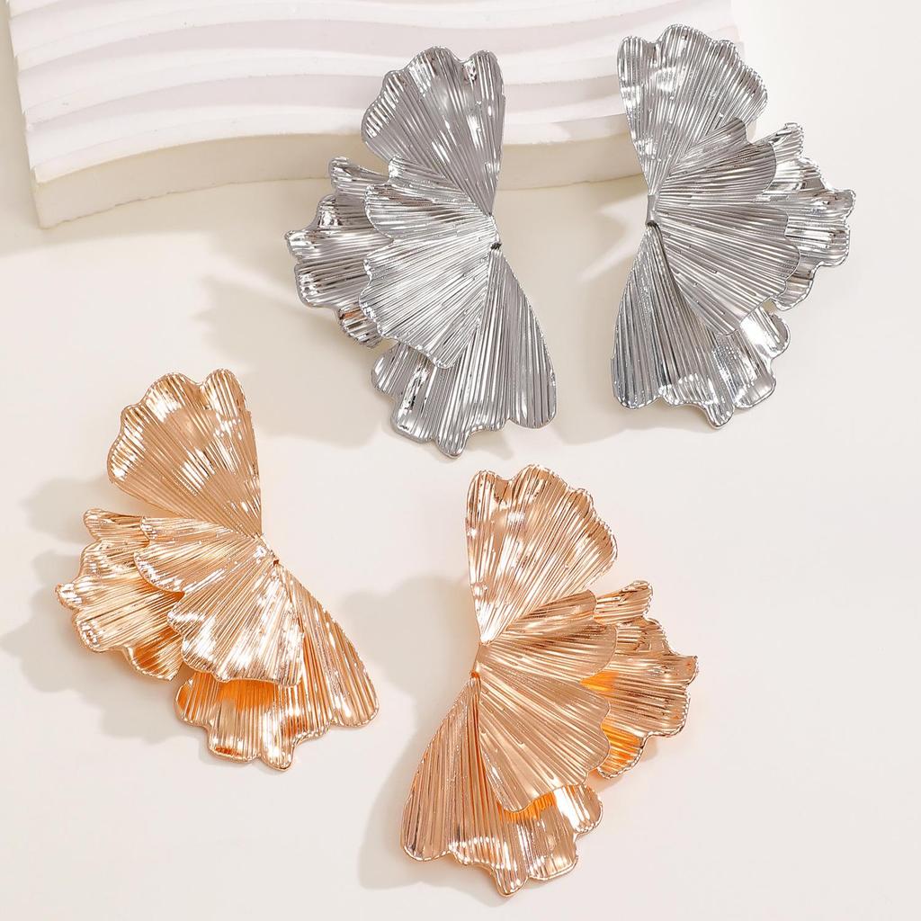 Fashion Minimalist Punk Style Alloy Ginkgo Leaf Folded Flower Earrings For Women