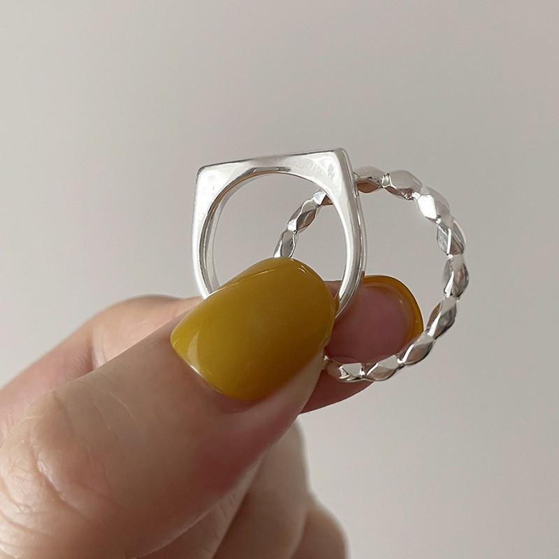 Stunning Geometric Design Adjustable Ring For Women In Stylish Minimalist Fashion