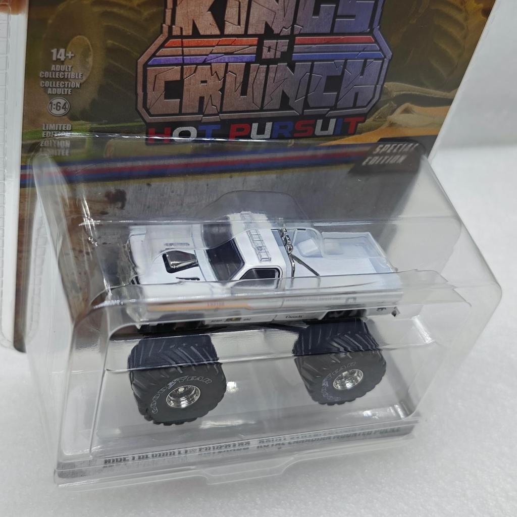 GreenLight 1:64 1986 Silverado -Royal Canadian Mounted Police Simulation Car Model Alloy Mini Toy Display Ornament Gift
