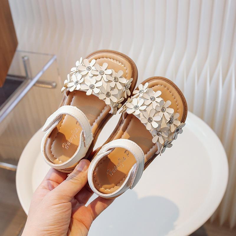 Summer girls' flower sandals, Korean style fashionable princess design, baby sandals with anti-slip soft sole, children's sandals.