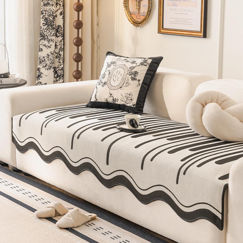 

Irregular Special-Shaped Sofa Cushion Universal In All Seasons, New Non-Slip Seat Cushion Chenier Light Luxury High-End Sofa Cover 90*90cm