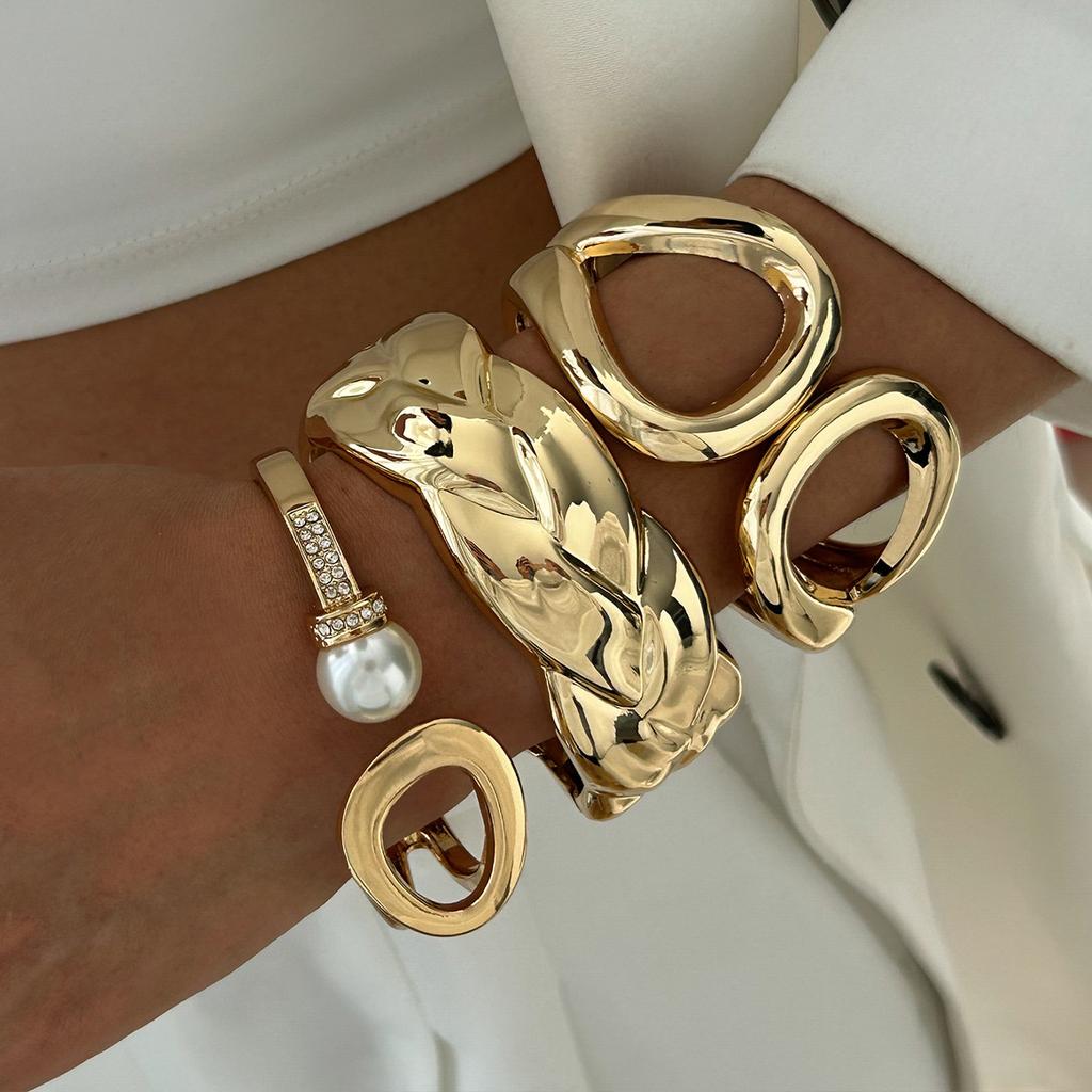 Fashion Diamond Imitation Pearl Spring Bracelet, Textured Metal Double Ring Twist Wide Bracelet