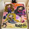 1pz Coperta di Flanella con Stampa Bratz, Alta Qualità per Tutte le Stagioni, Arredamento per la Casa, Calore e Comfort, Perfetta per Regali di Natale