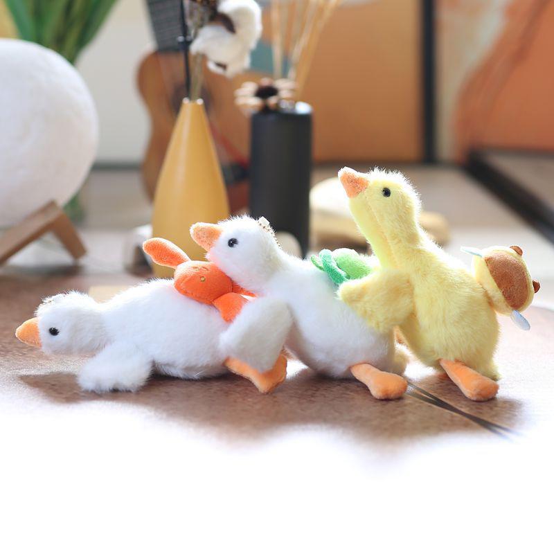 Cute Duck Plush Keychain Cartoon Can Pull Crayfish Turtles Bees Duck Doll Car Bag Accessory Cute Plush Keyring Love Pendant Gift