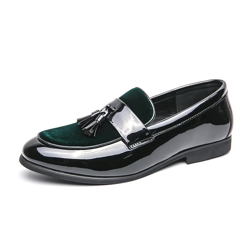 Punk Style Loafers with Tassel Casual Leather Men's Slip On Shoes Comfortable Male Driving Footwear Breathable Man Dress Flats