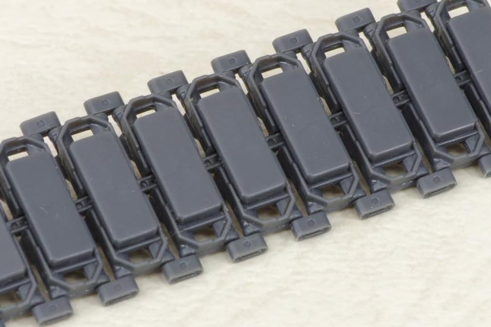 Laupen Model 1/35 Scale Articulated Caterpillar Tracks for the JGSDF Type 10 Tank, 2nd Production Lot C2 with Rubber Pads