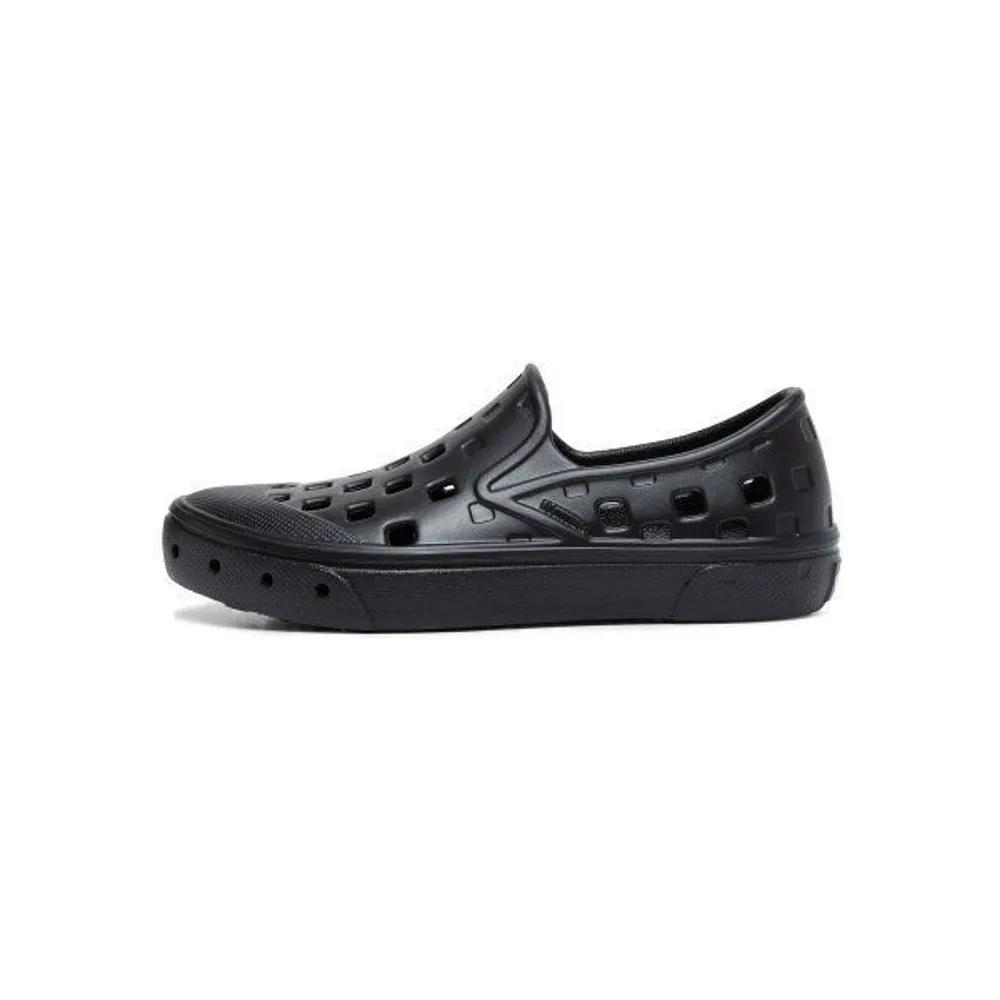 Vans KIDS Trek Slip-On - Black 04 200