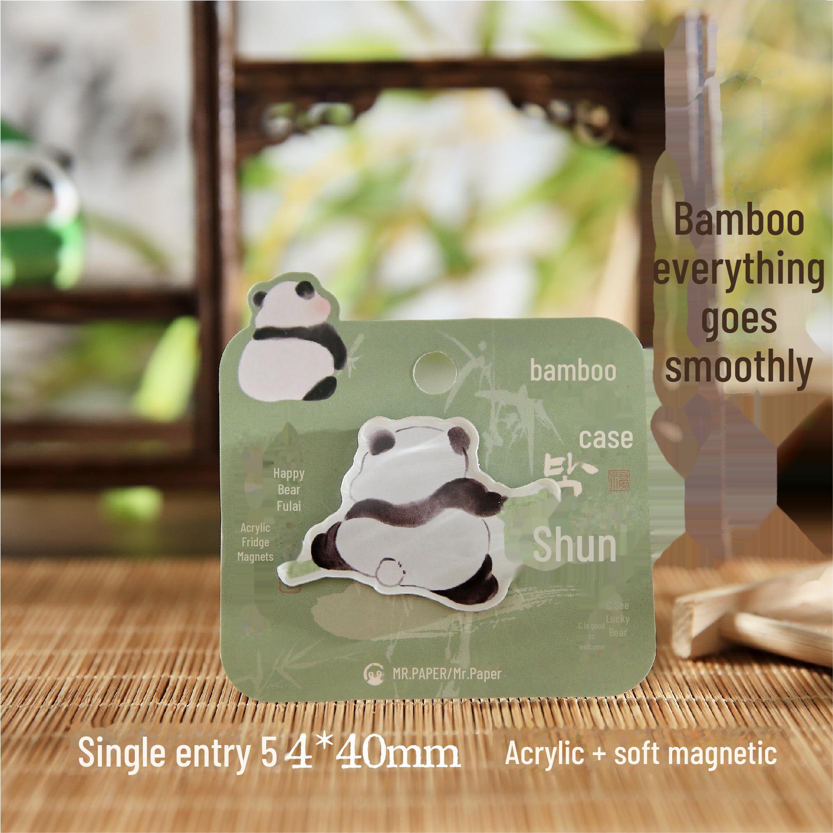 

Акриловый магнит на холодильник с изображением панды от Mr.. Бумага