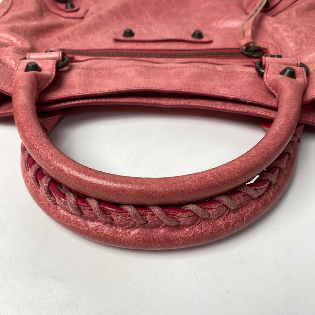 Used BALENCIAGAShoulder Bag pink leather Women