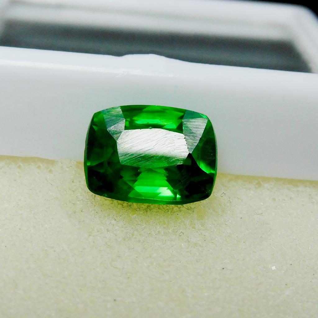 Natural Green Sapphire 8.40 Ct Cushion Cut Loose Gemstone CERTIFIED M-88-Ra