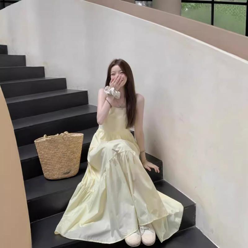 Damen Sanfter Wind Sen Tie Super Neckholder Kleid Sommer Temperament Taillenbetonendes Schlank machendes Kleid